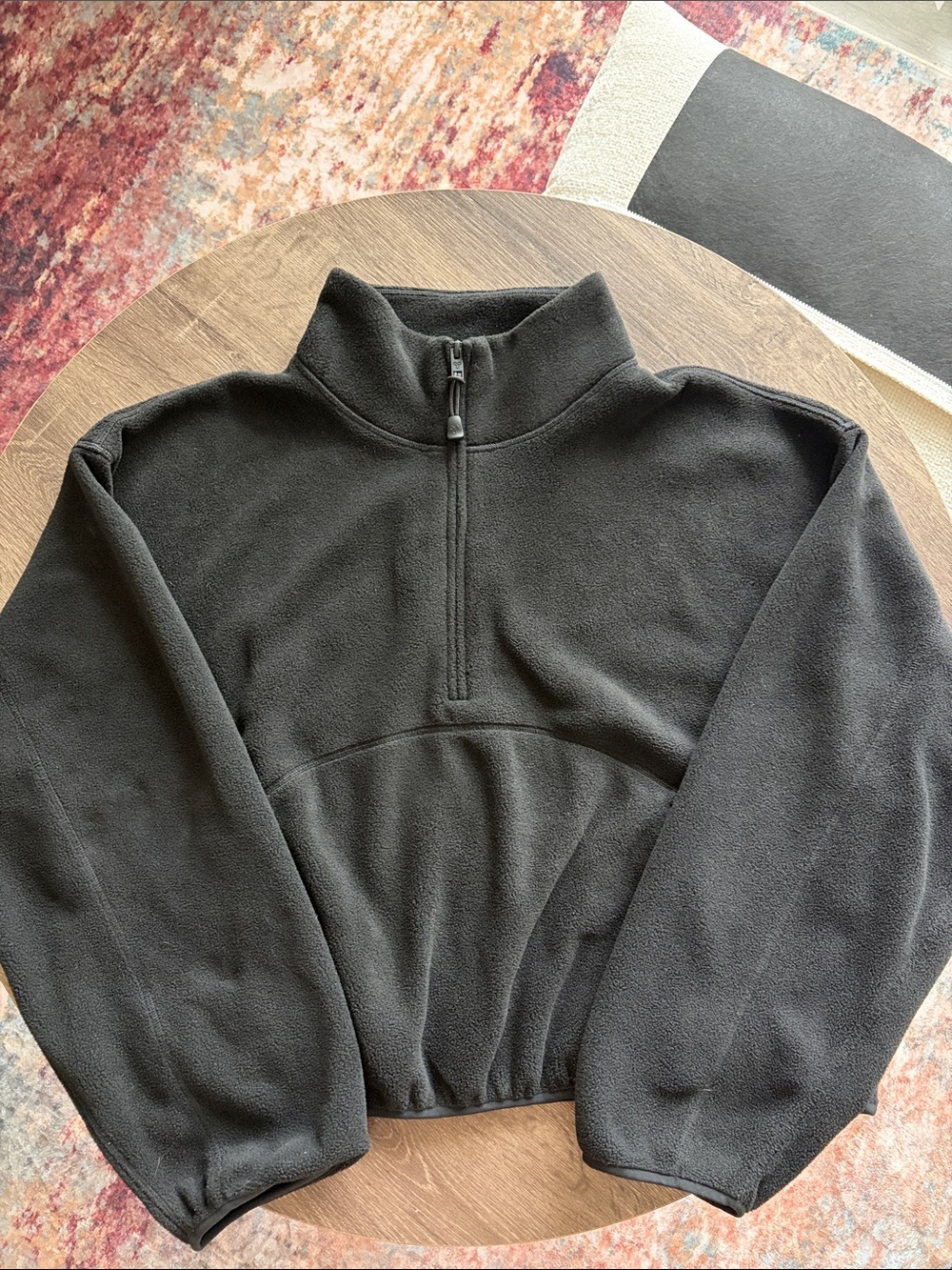 Aritzia Golden terrain 1/2 zip Bigfoot fleece